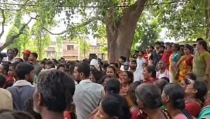 धान पटवन के विवाद में नाबालिग की हत्या का आरोप, आहर में छिपाई लाश, 4 घायल, दो हिरासत में ।